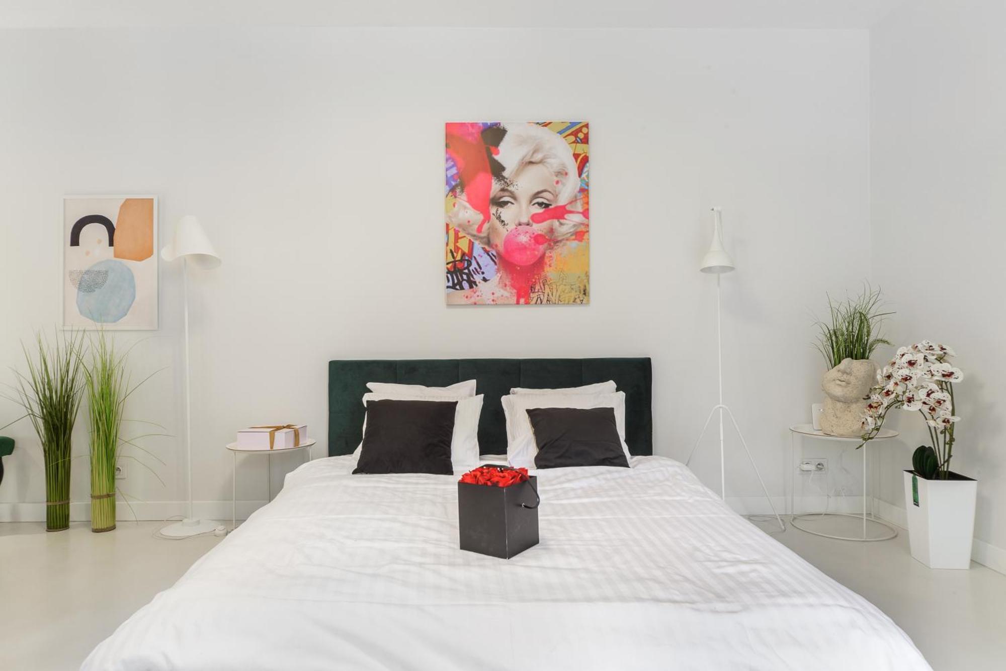 Lumina Lux Apart Near Muzeum Powstania Варшава Екстериор снимка