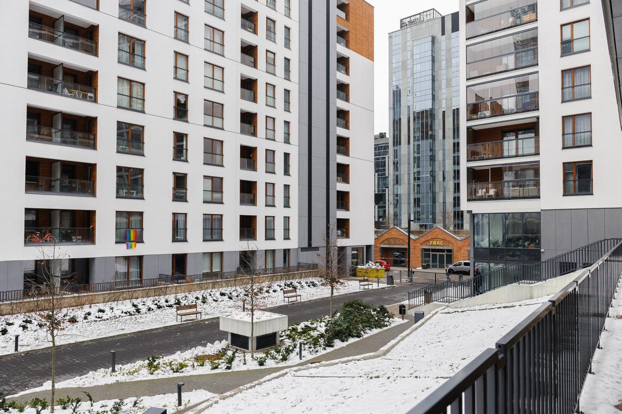 Lumina Lux Apart Near Muzeum Powstania Варшава Екстериор снимка
